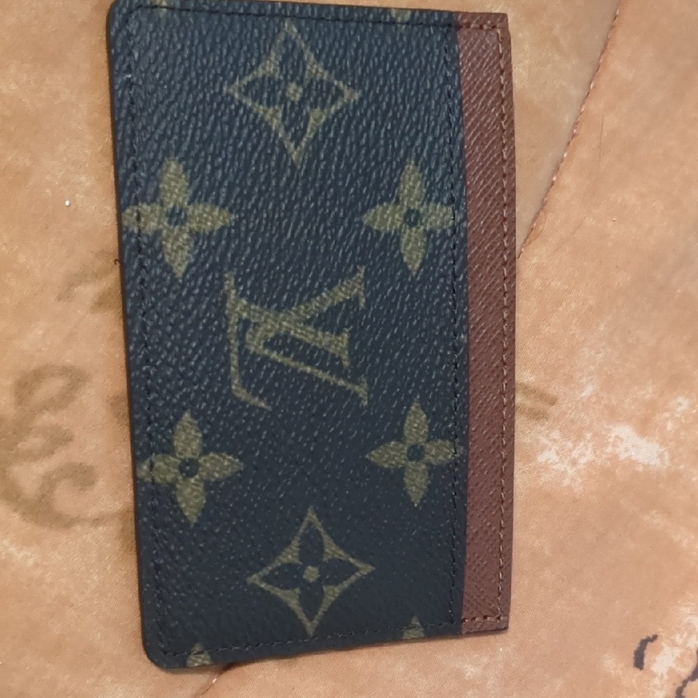 Louis Vuitton Black and Brown Key Card Holder Monogram